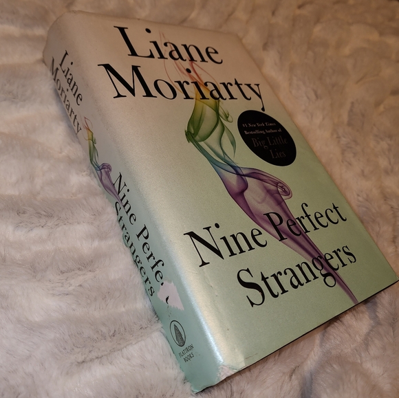 Liane Moriarty Book Bundle - Picture 2 of 6